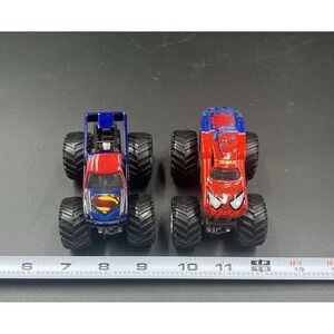 Hot Wheels Monster Jam Spiderman‎ and Superman DC Comics 1:64